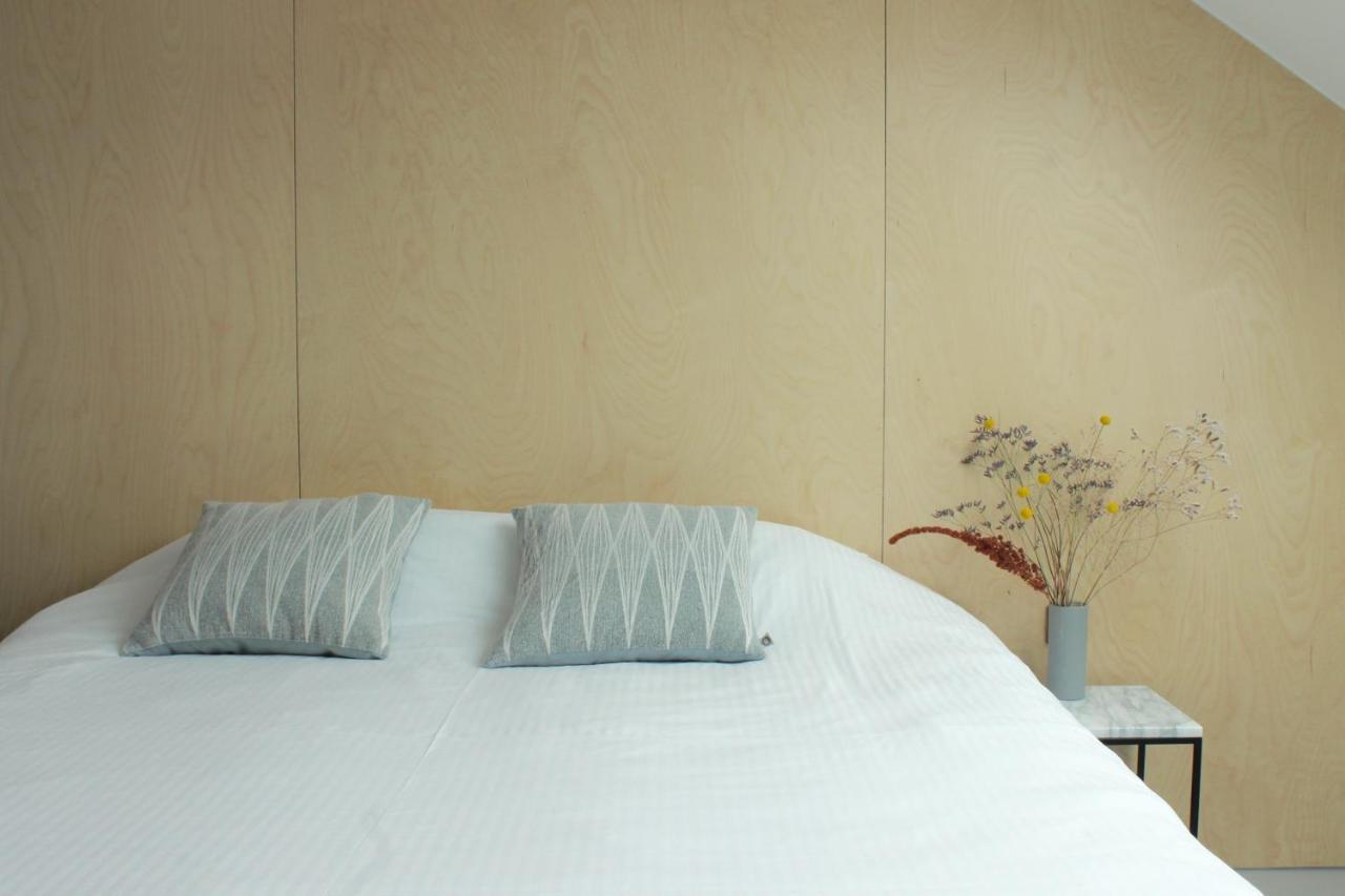 Canopee Guesthouse 익셀레스 외부 사진