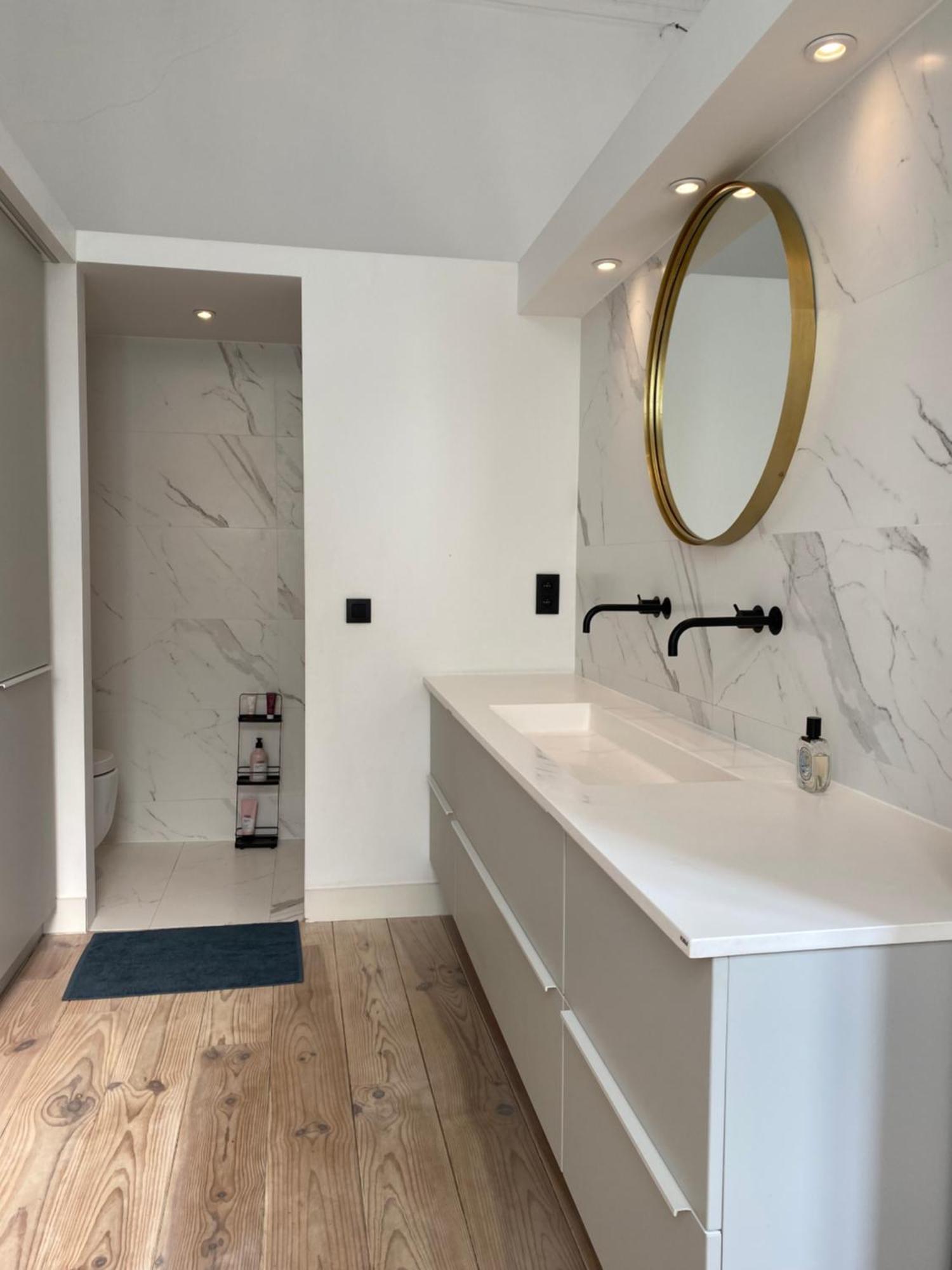 Canopee Guesthouse 익셀레스 외부 사진