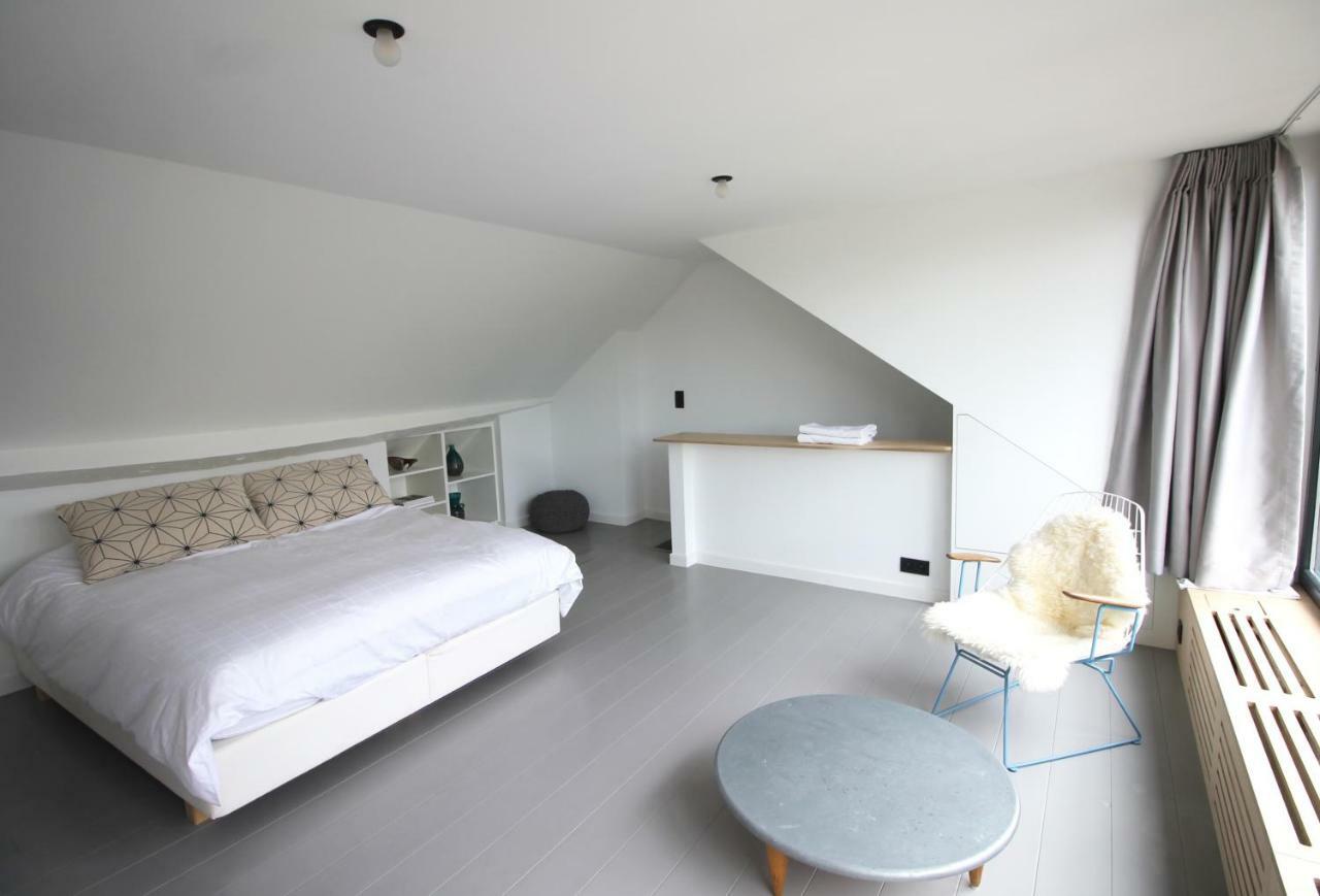 Canopee Guesthouse 익셀레스 외부 사진