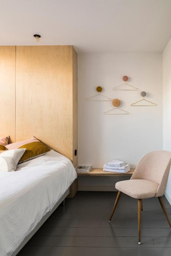 Canopee Guesthouse 익셀레스 외부 사진