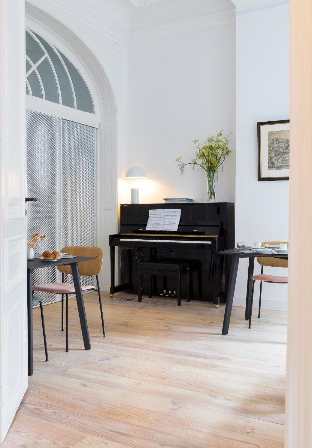 Canopee Guesthouse 익셀레스 외부 사진